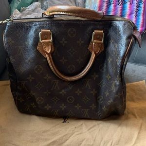 Authentic Louis Vuitton speedy 30 manf: 2002